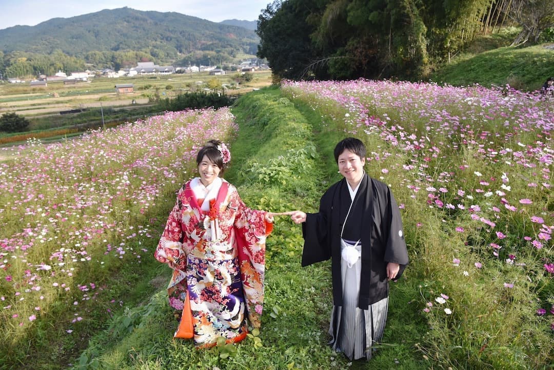 明日香村で和装前撮りを洋髪の髪型やヘアスタイルと格安の髪飾りや必要な指輪の相場の料金の口コミな写真ブログ