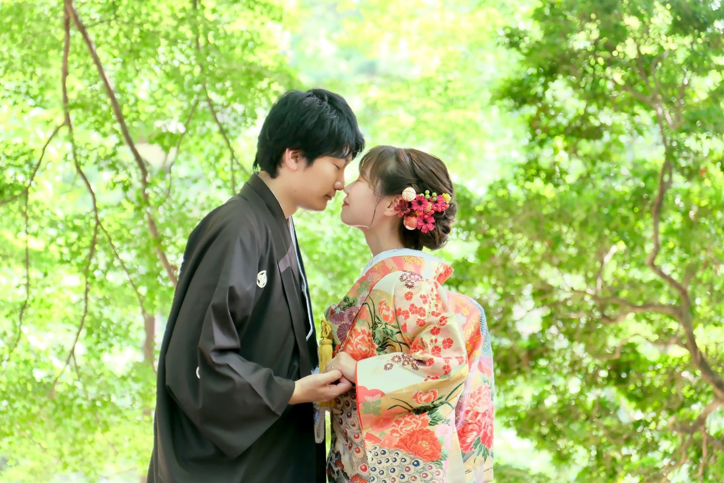 奈良の新緑で和装前撮りフォトウェディングの写真