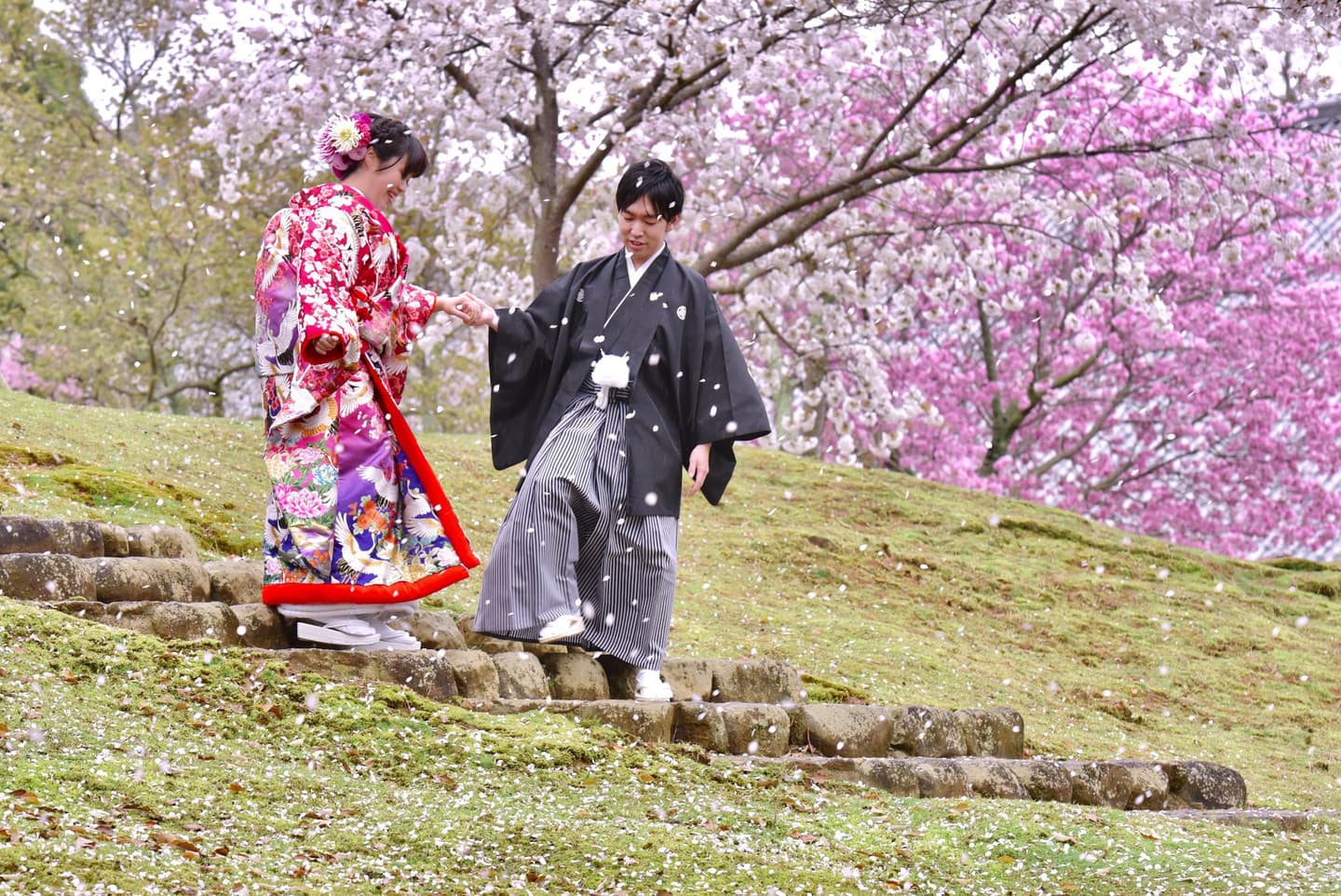 雨の前撮りロケーション撮影のフォトウエディング