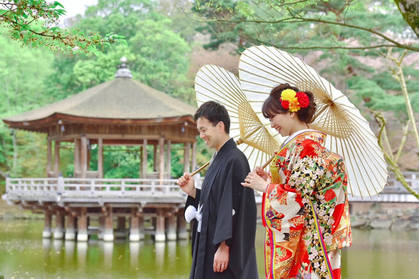 雨の前撮りロケーション撮影のフォトウエディング