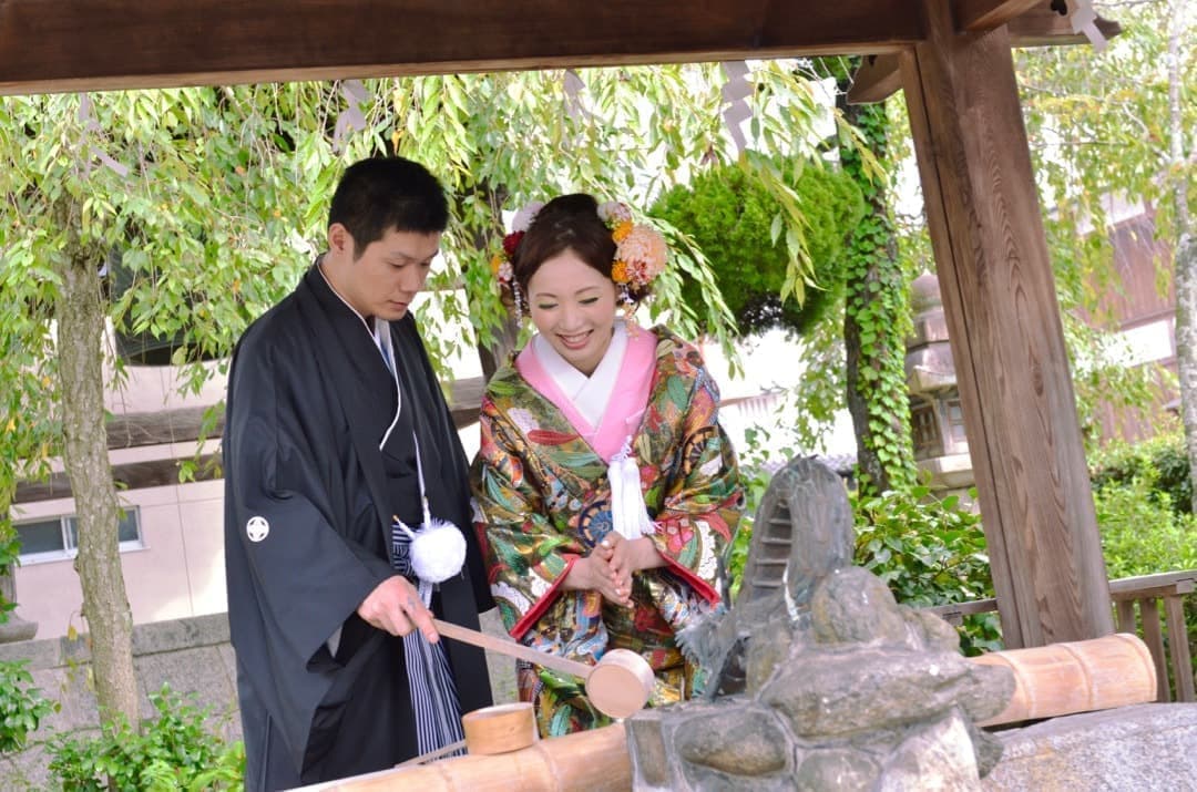 奈良の神社で和装前撮りフォトウェディングの写真