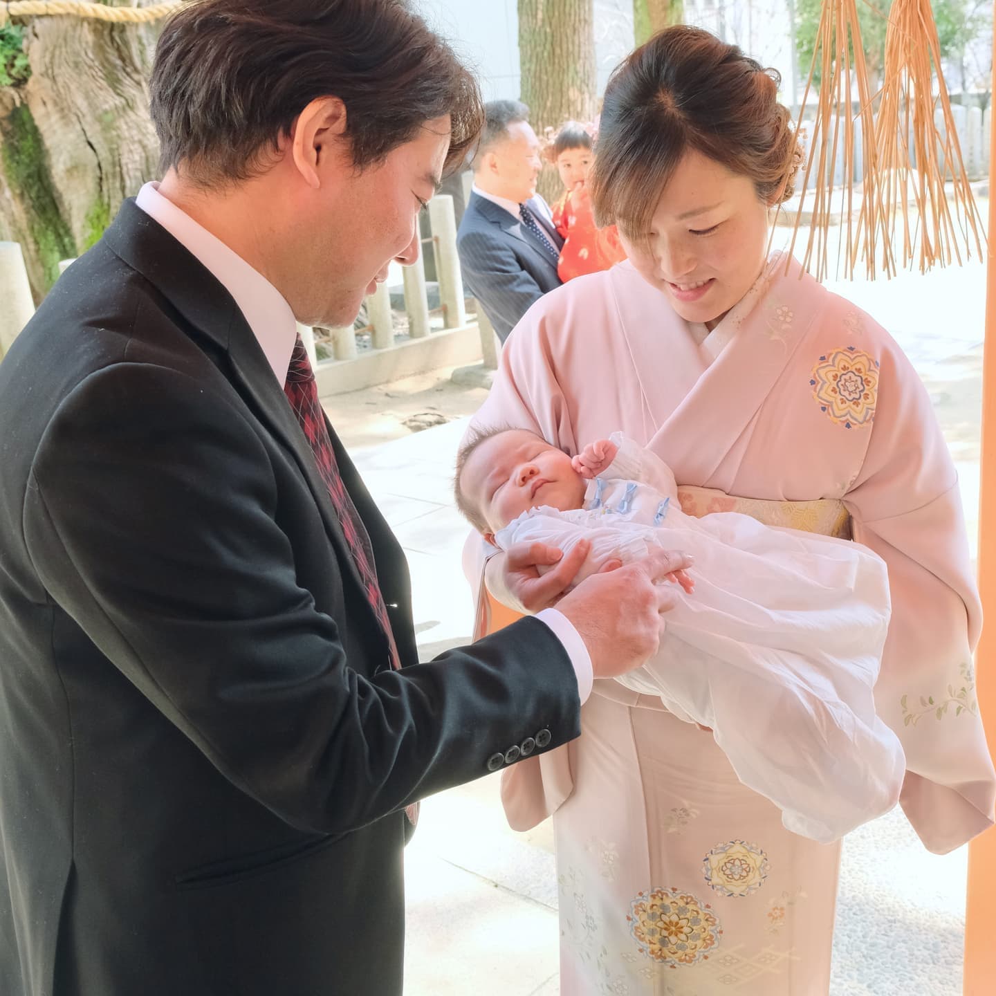 神戸市の生田神社でお宮参りした写真