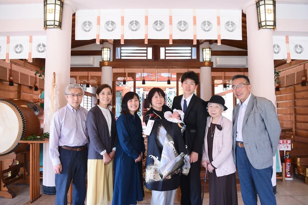 大阪の神社でのお宮参りの写真