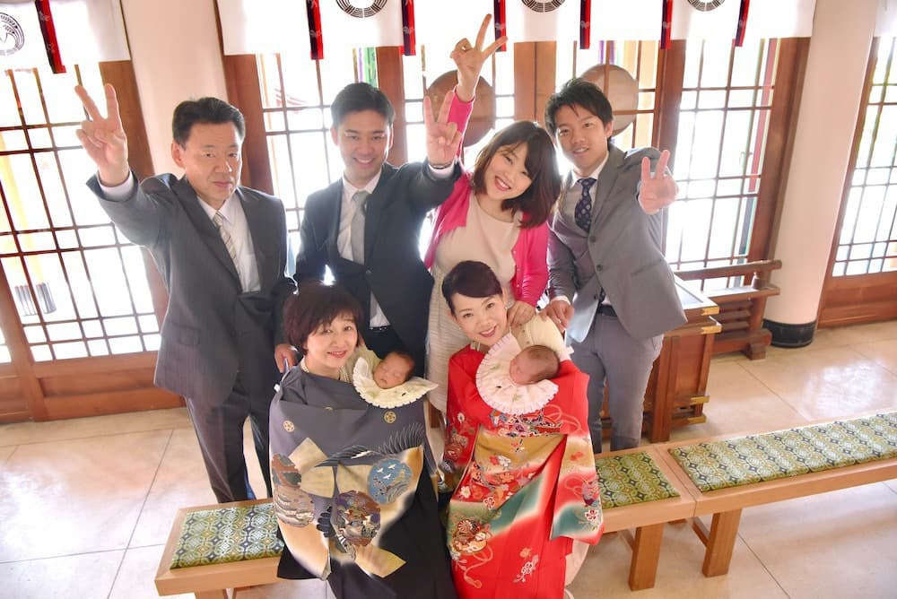 関西の神社でのお宮参り写真