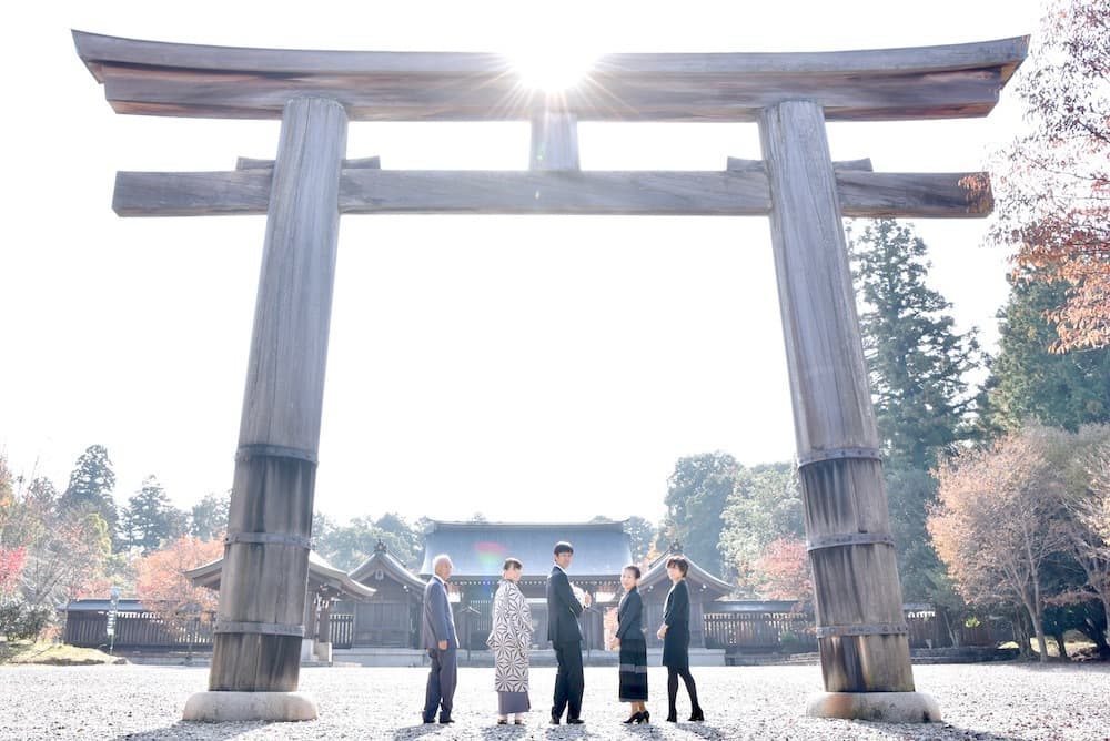 奈良の神社でのお宮参り写真