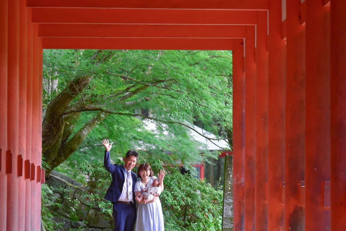 談山神社でお宮参りをした赤ちゃんと家族
