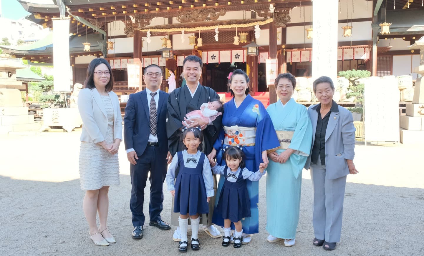 大阪天満宮でお宮参りをした写真