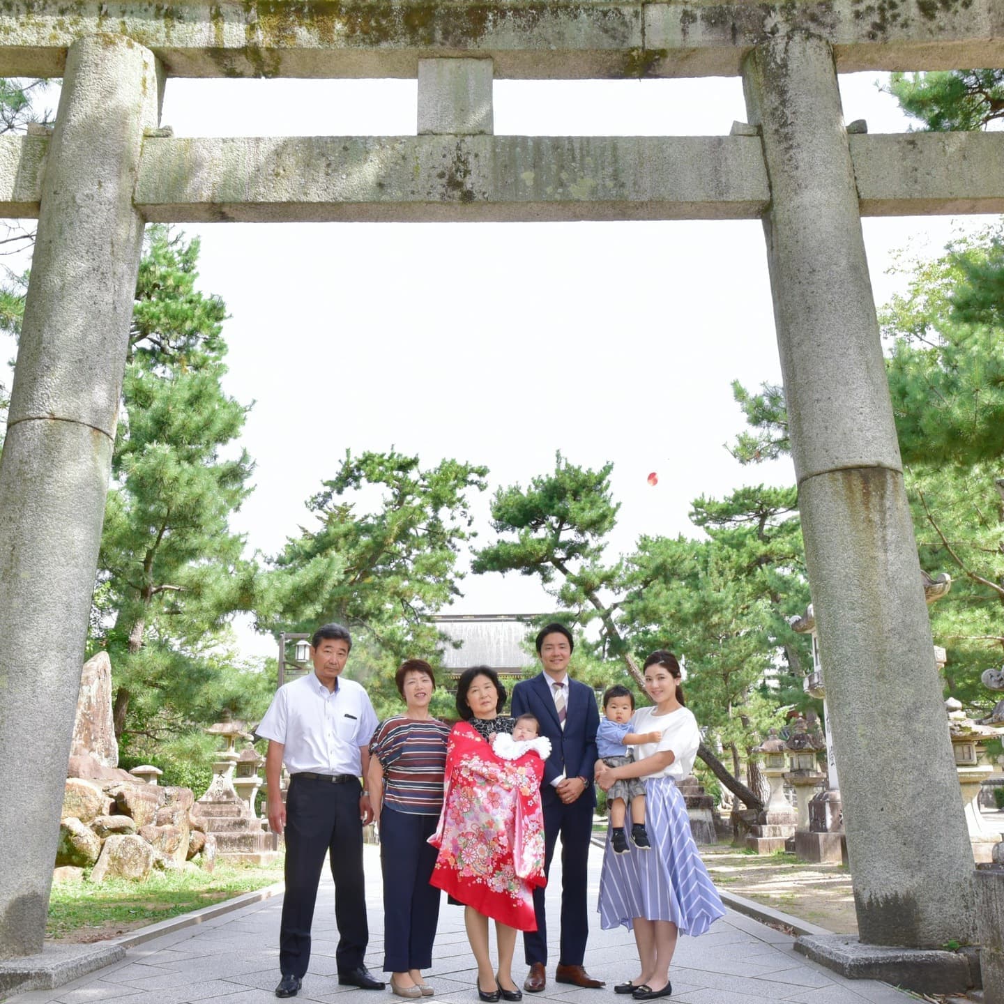 京都の北野天満宮でお宮参りをした写真