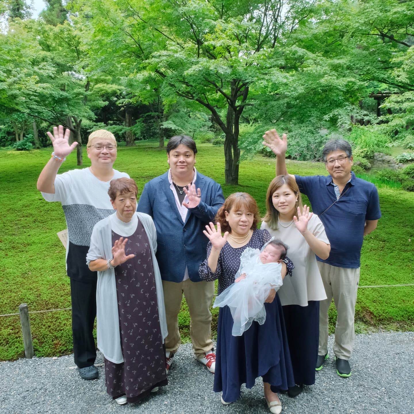 京都の城南宮でお宮参りをした写真