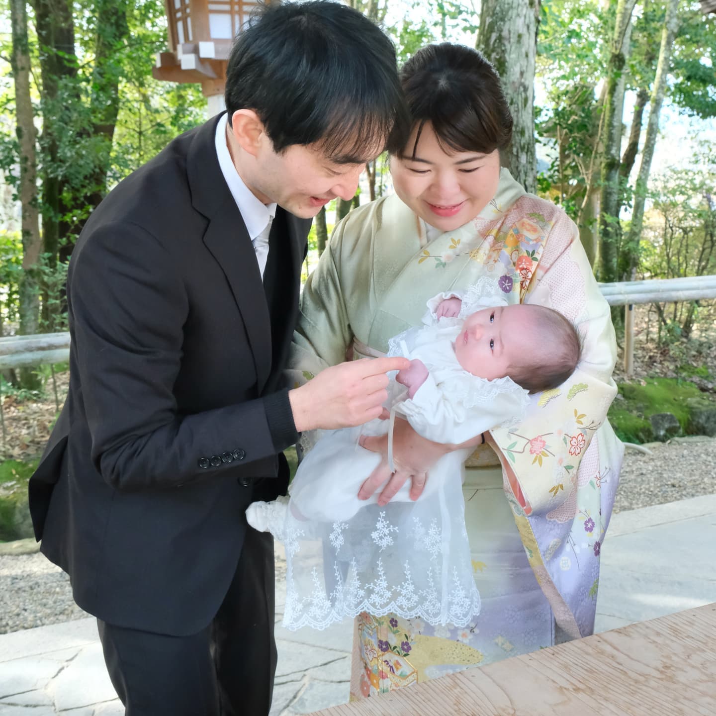 奈良の橿原神宮でお宮参りをした写真