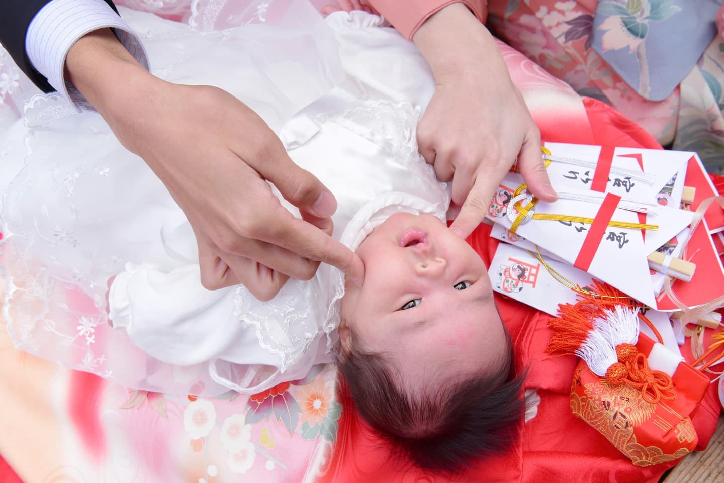 わら天神宮（敷地神社）でお宮参りの赤ちゃん