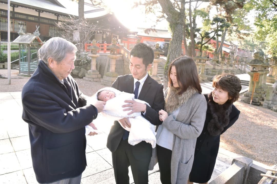 お宮参りの家族写真