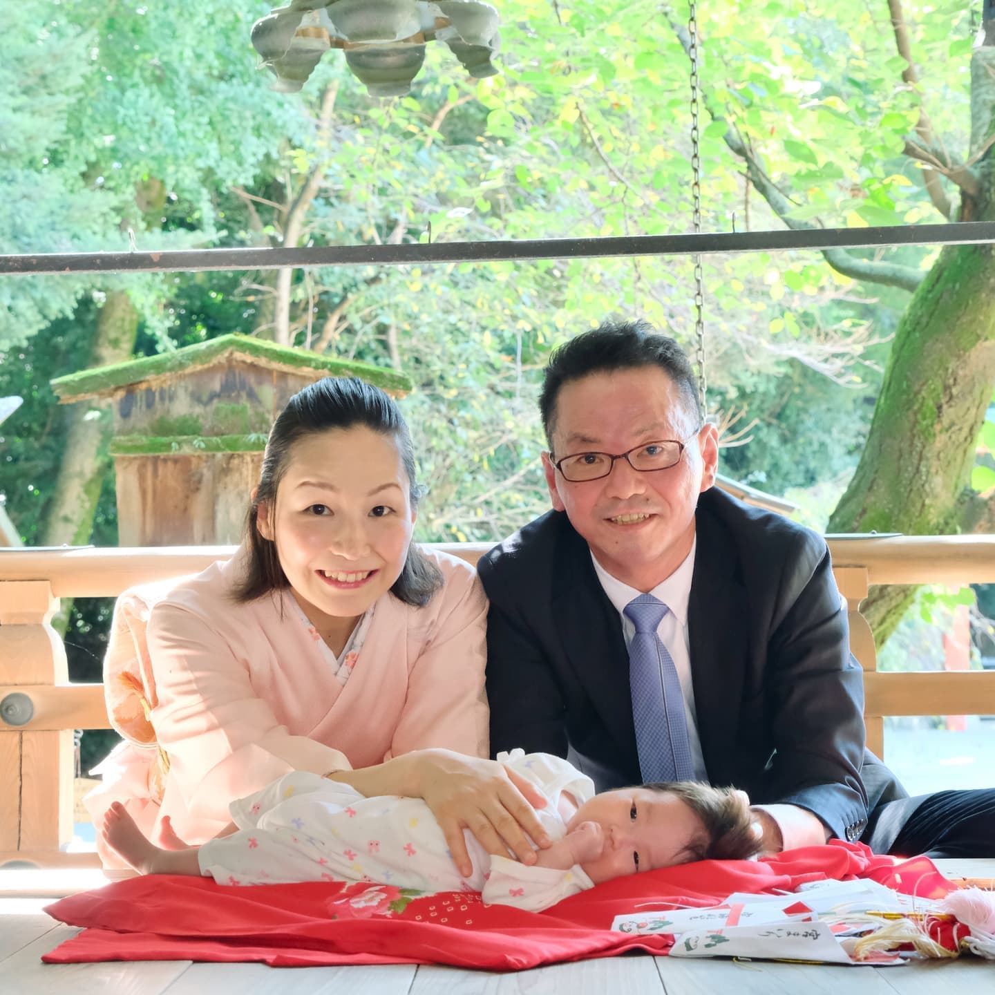 奈良の廣瀬大社でお宮参りをした写真