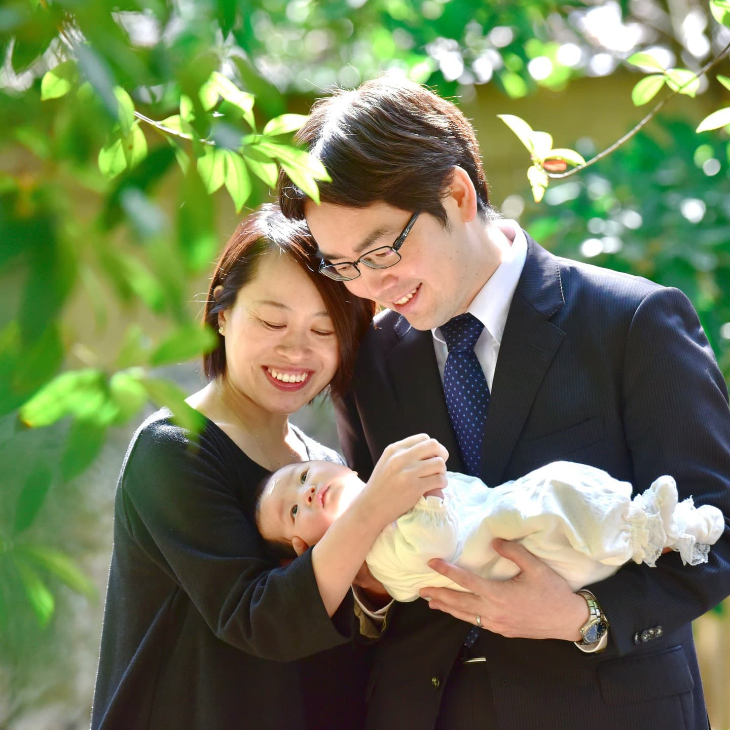 西宮神社でお宮参りの赤ちゃん