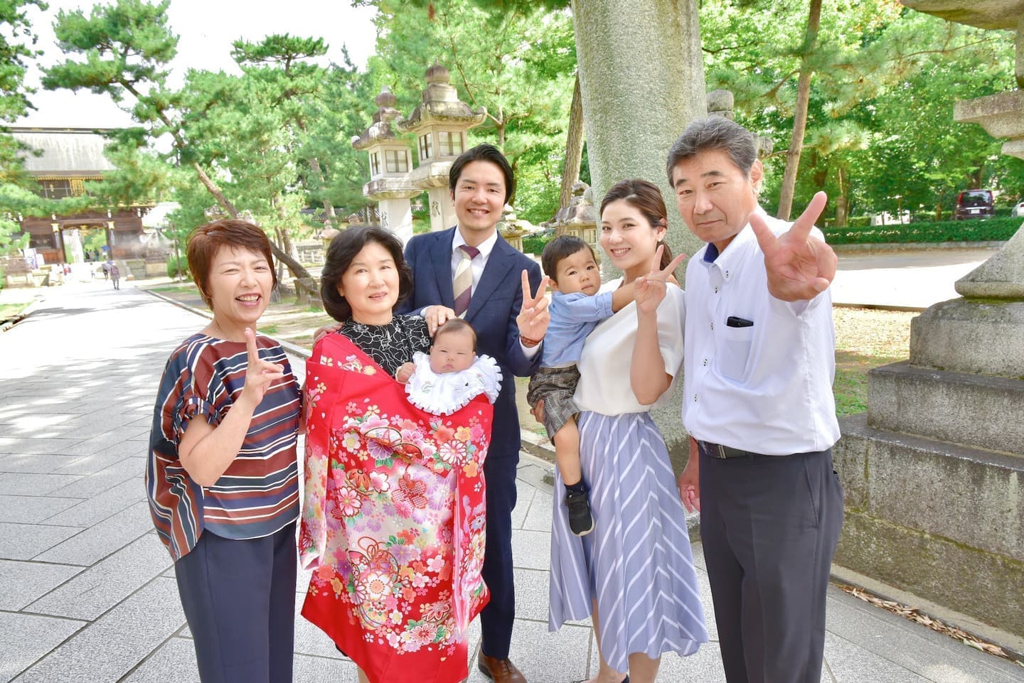 京都の北野天満宮でお宮参りをした写真