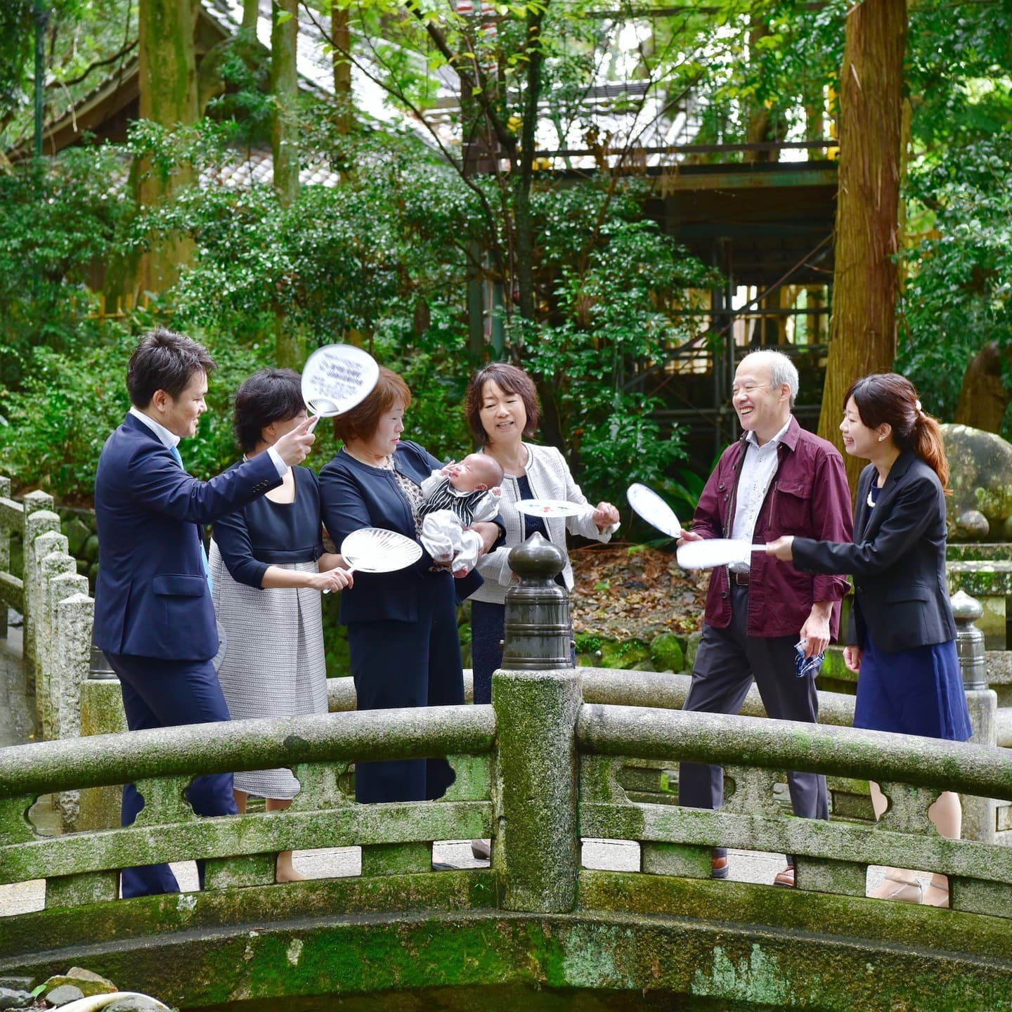 枚岡神社でお宮参りをした写真