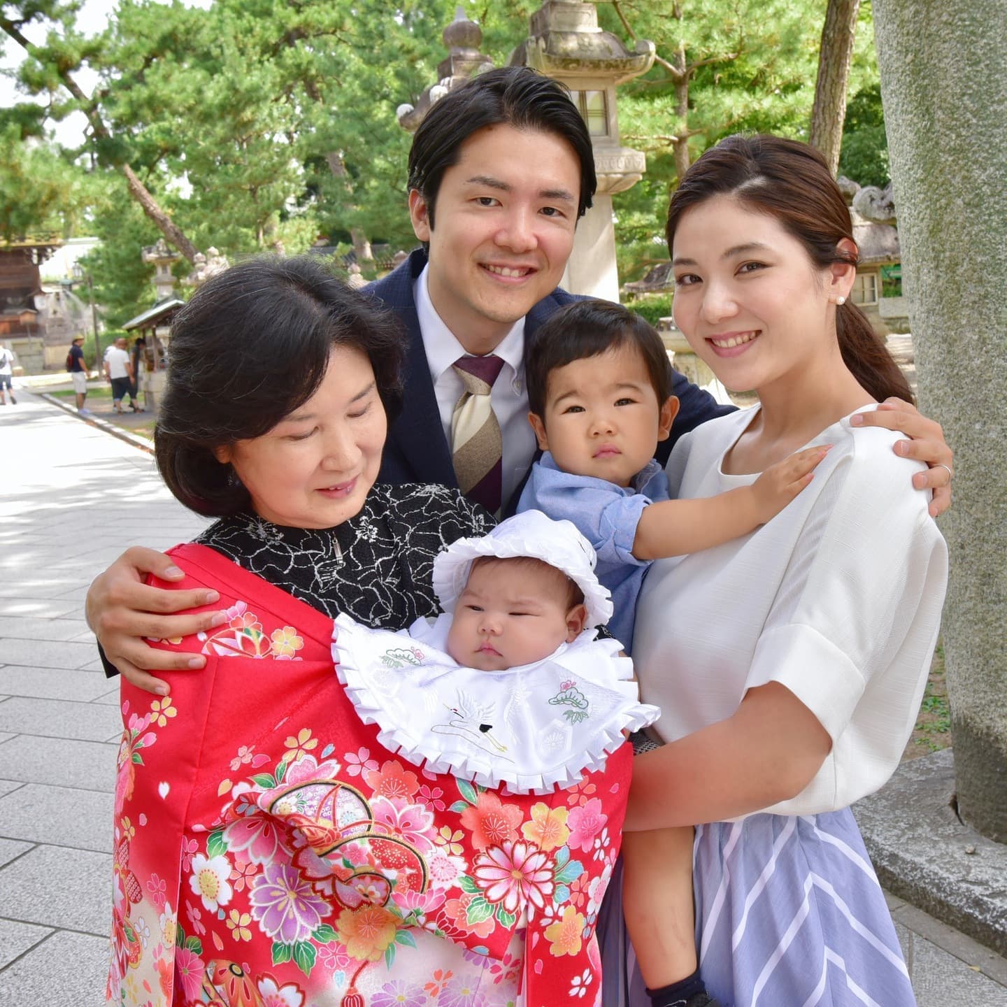 北野天満宮でお宮参りの写真撮影 七五三 家族写真ならキキフォトワークス 公式 北野天満宮でお宮参りの写真撮影 七五三 家族写真ならキキフォトワークス 公式