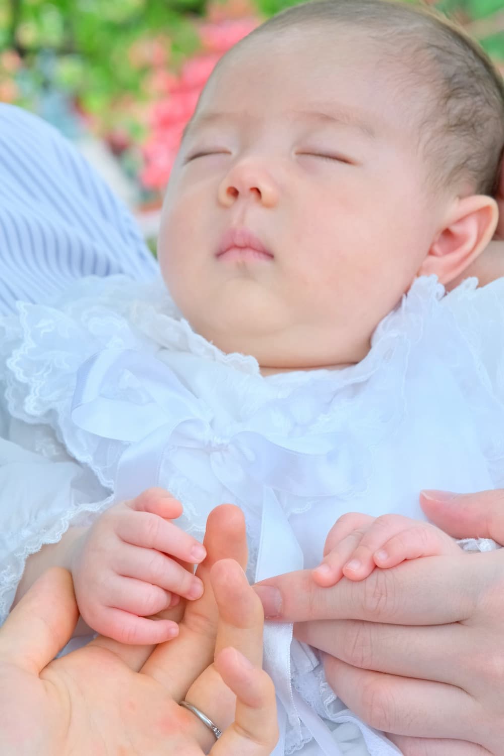 お宮参りの赤ちゃんの写真