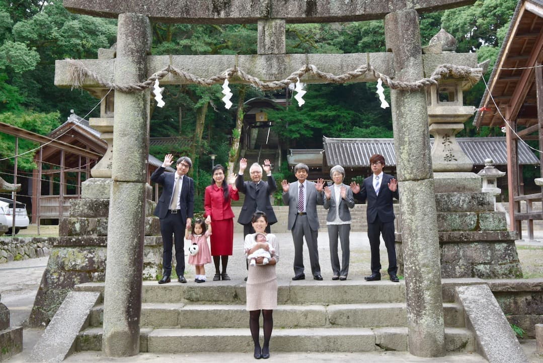 往馬大社でお宮参りの赤ちゃん