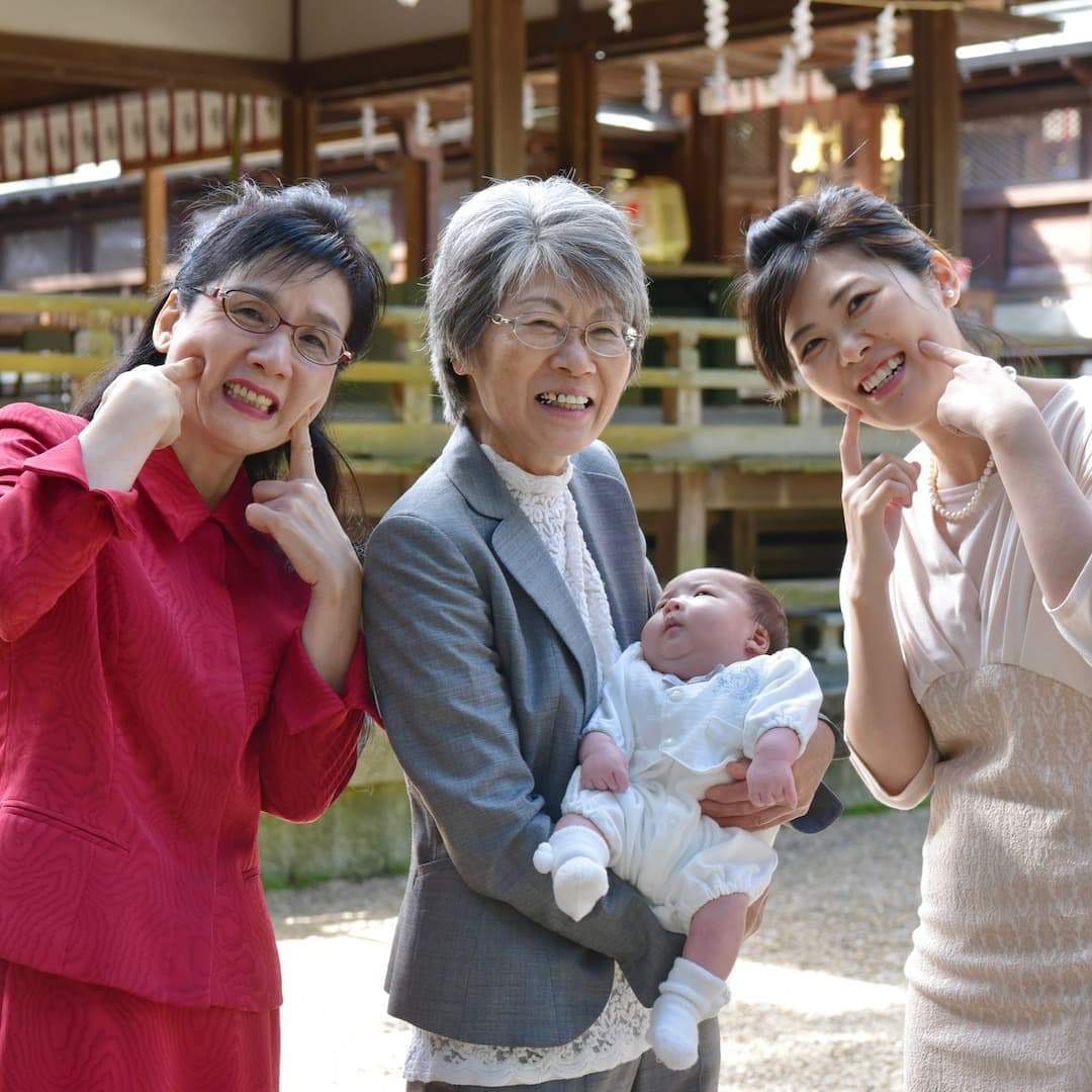 往馬大社でお宮参りの赤ちゃん