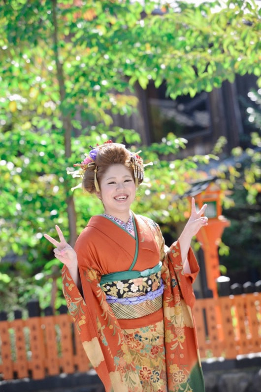 成人式の前撮りや後撮りの京都でのロケーション写真