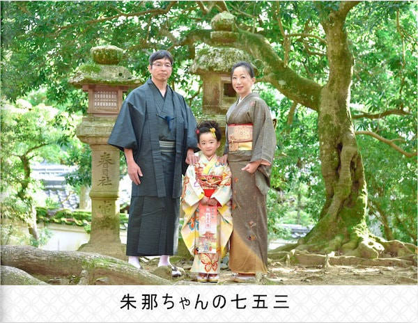 神社での七五三写真撮影