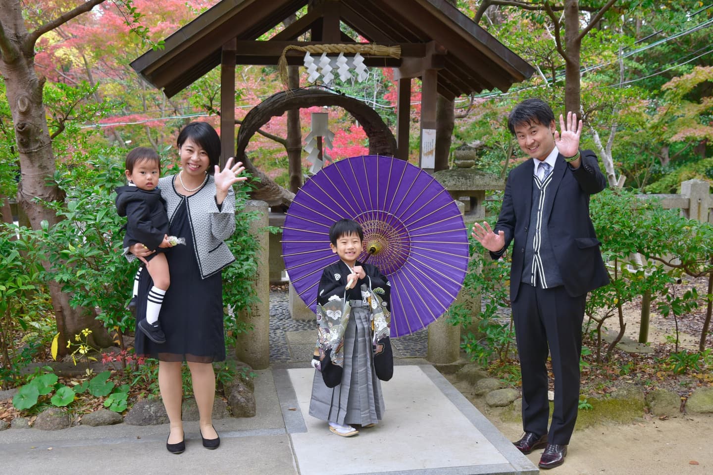 芦屋神社で七五三参りをした写真