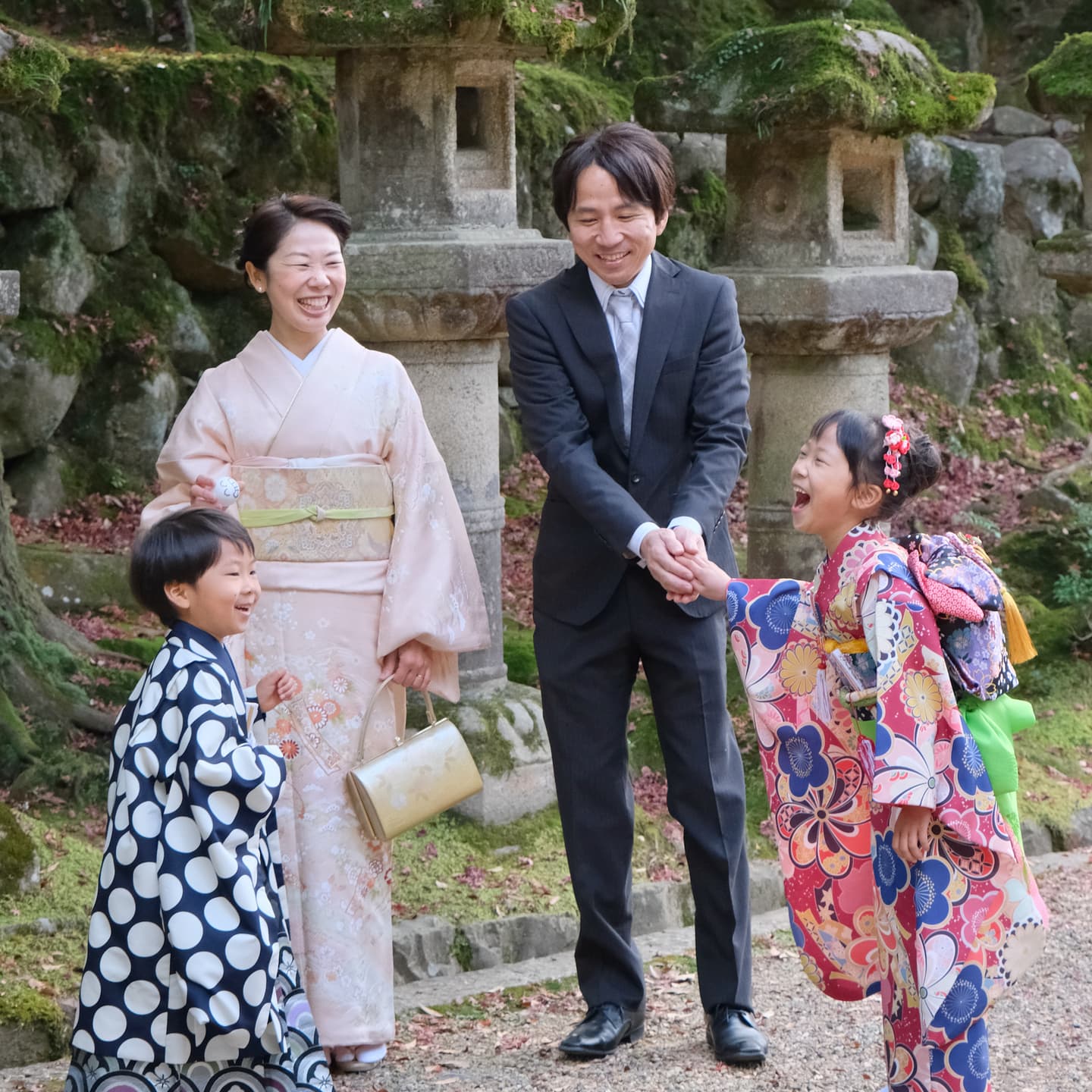 奈良の春日大社での七五三をした写真