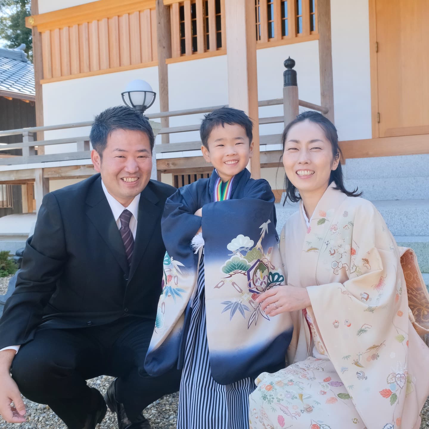 奈良の龍田大社で七五三をした写真