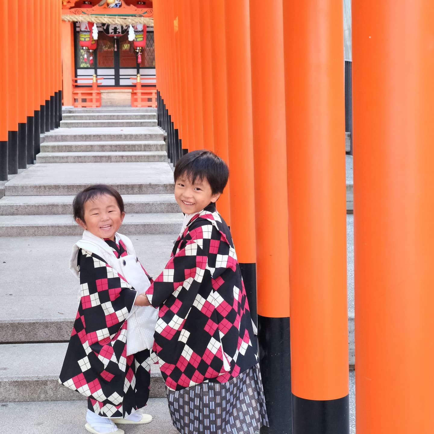 神戸の生田神社で七五三参りをした写真