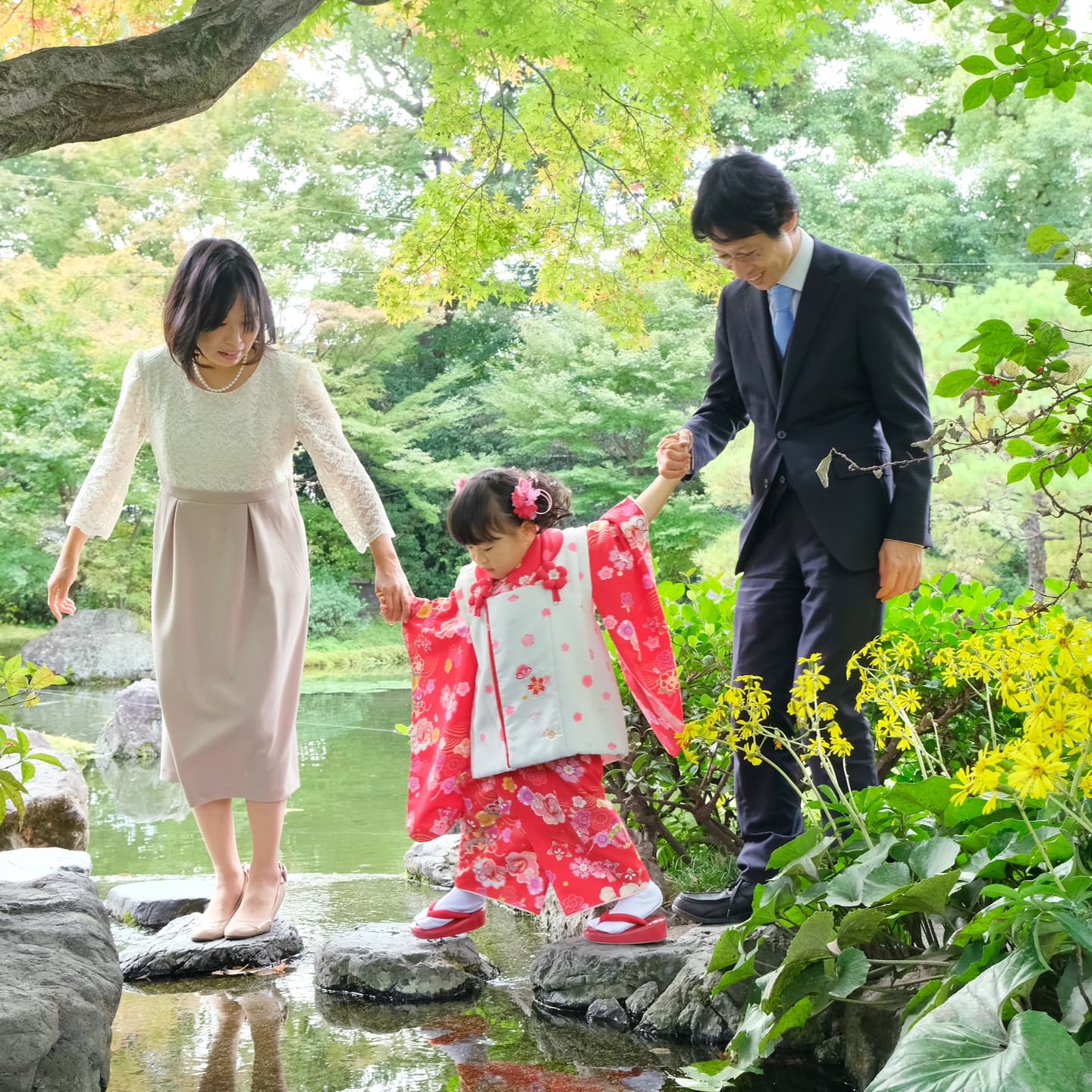 京都の城南宮で七五三をした写真