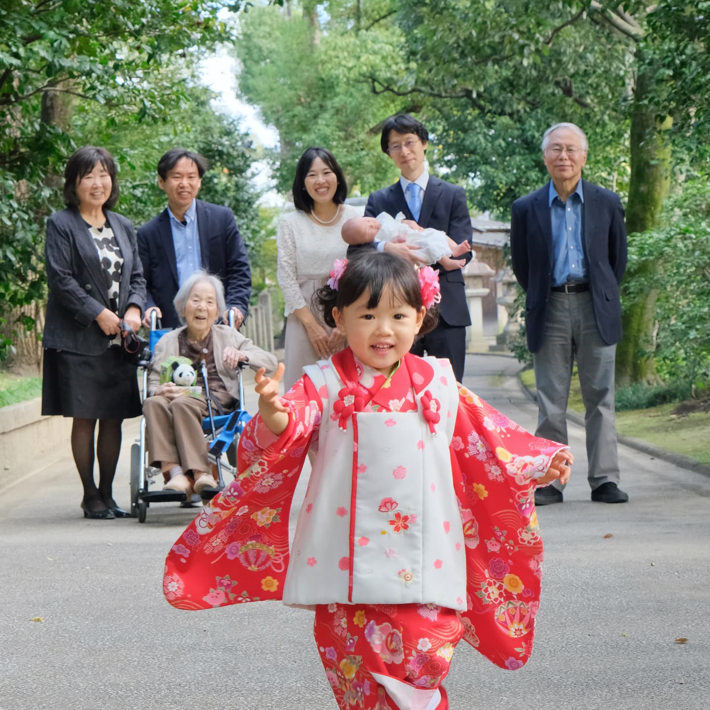 京都の城南宮で七五三をした写真