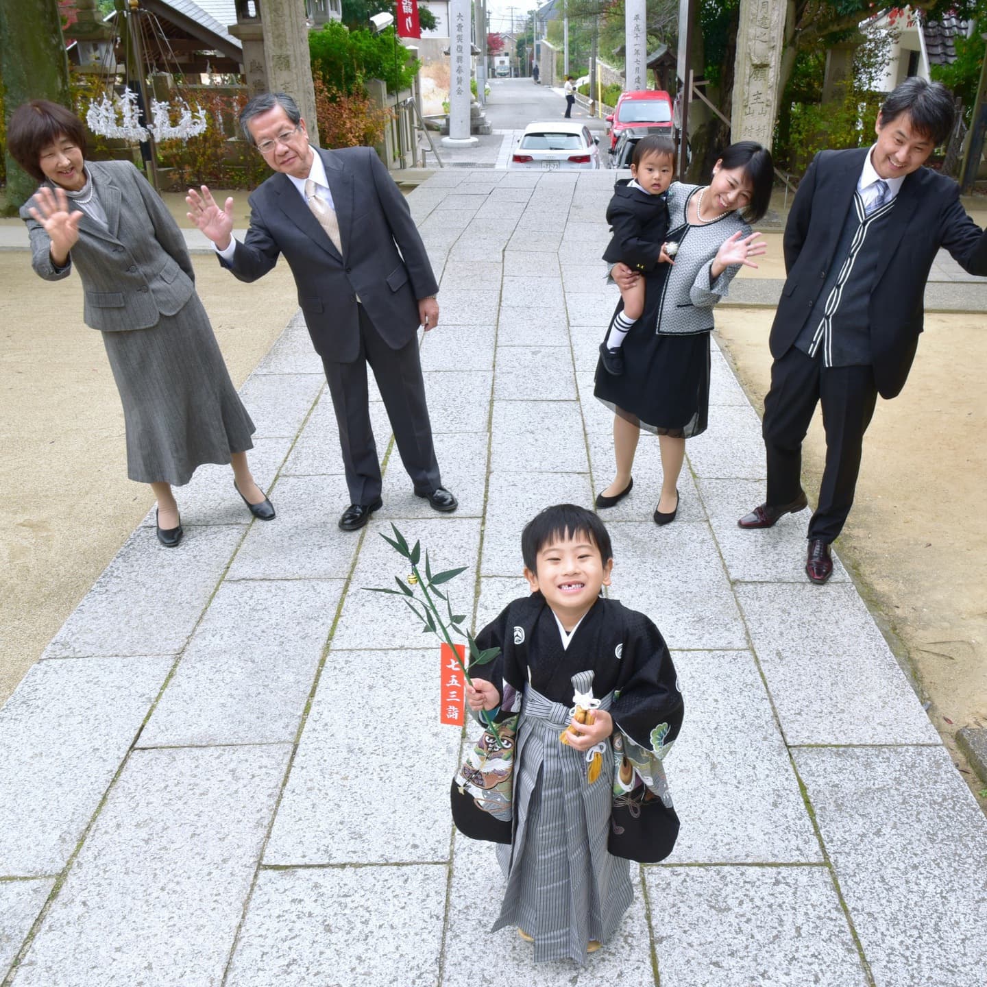 芦屋神社で七五三参りをした写真