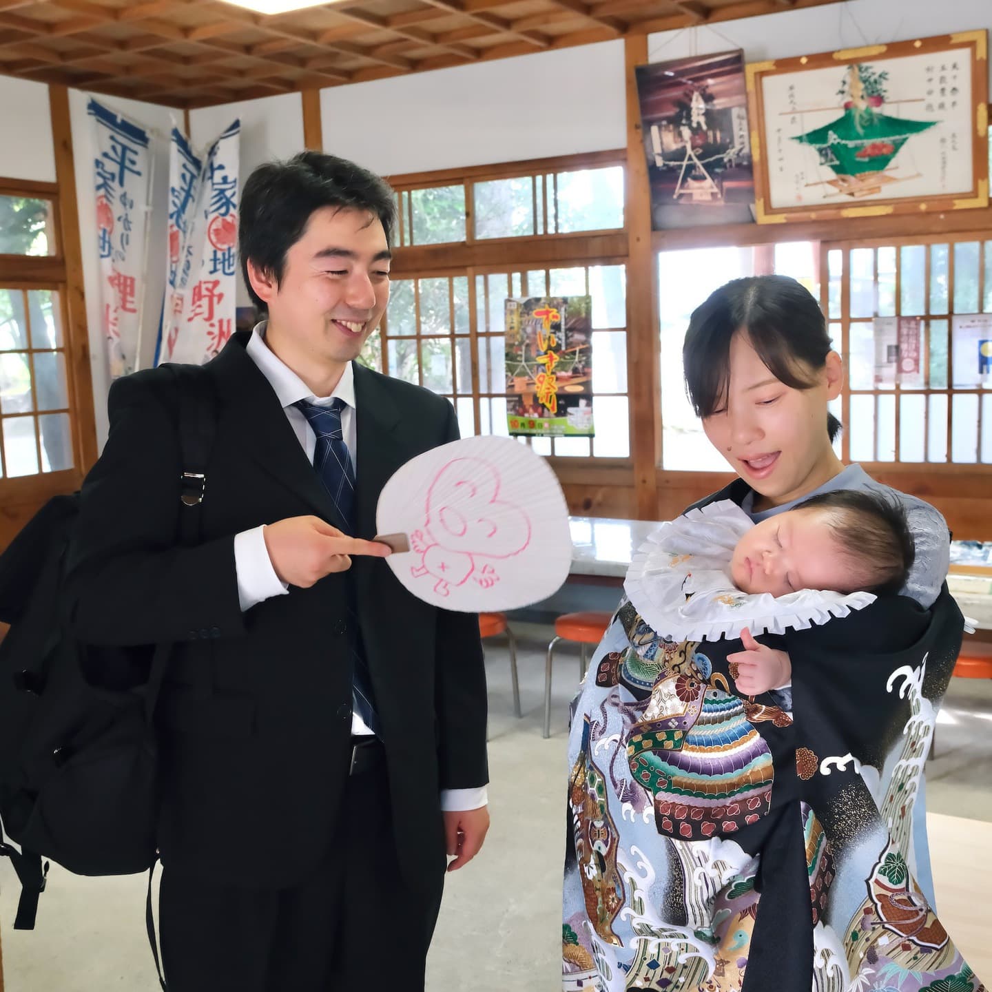 滋賀県の御上神社でお宮参りの