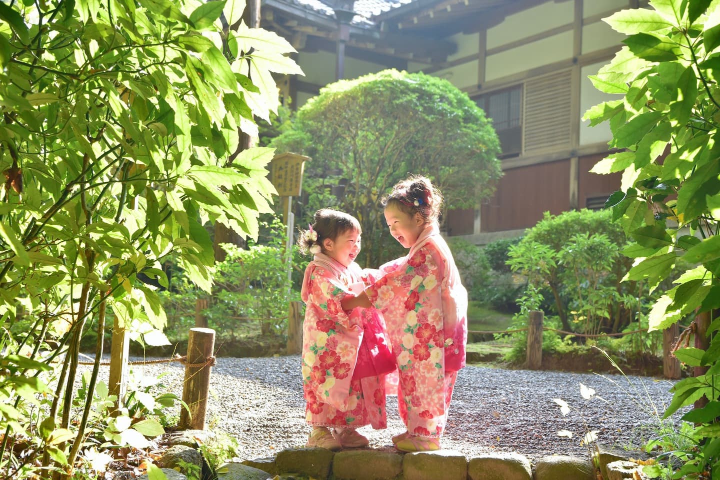 神社での七五三写真