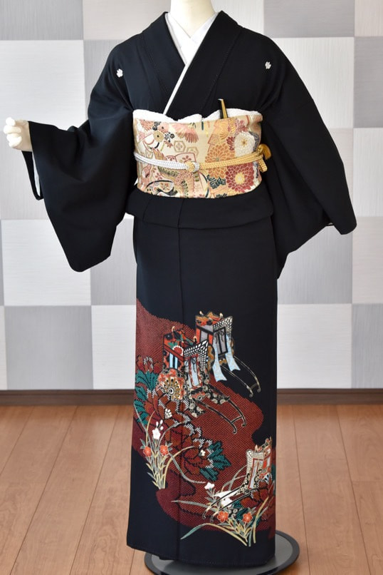 母親も結婚式用にレンタル着付けできる留袖