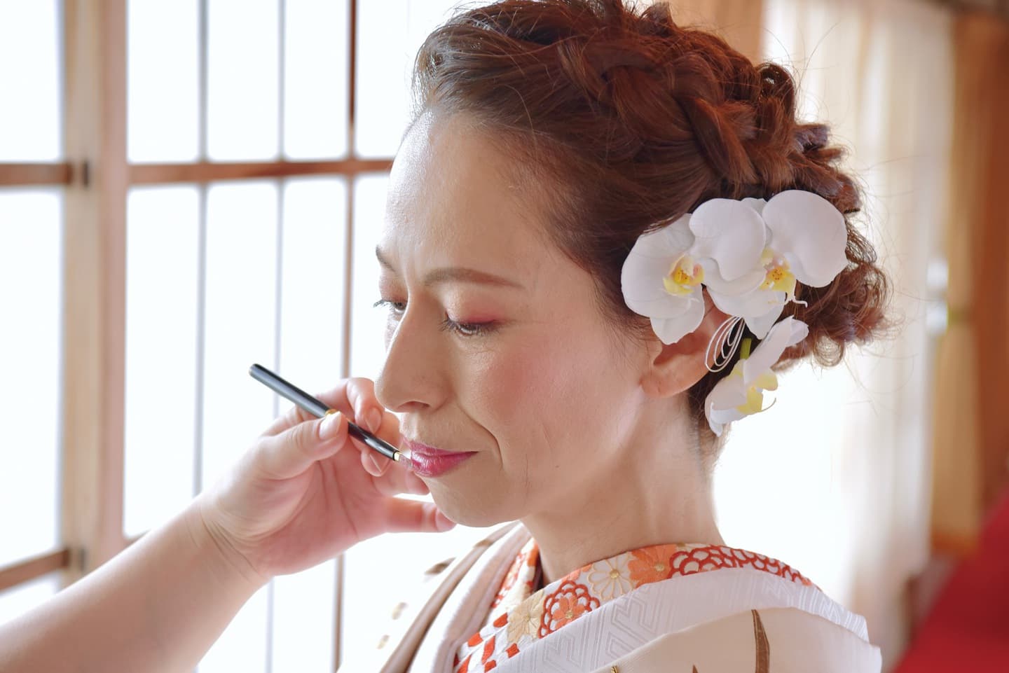 メイクをしている花嫁