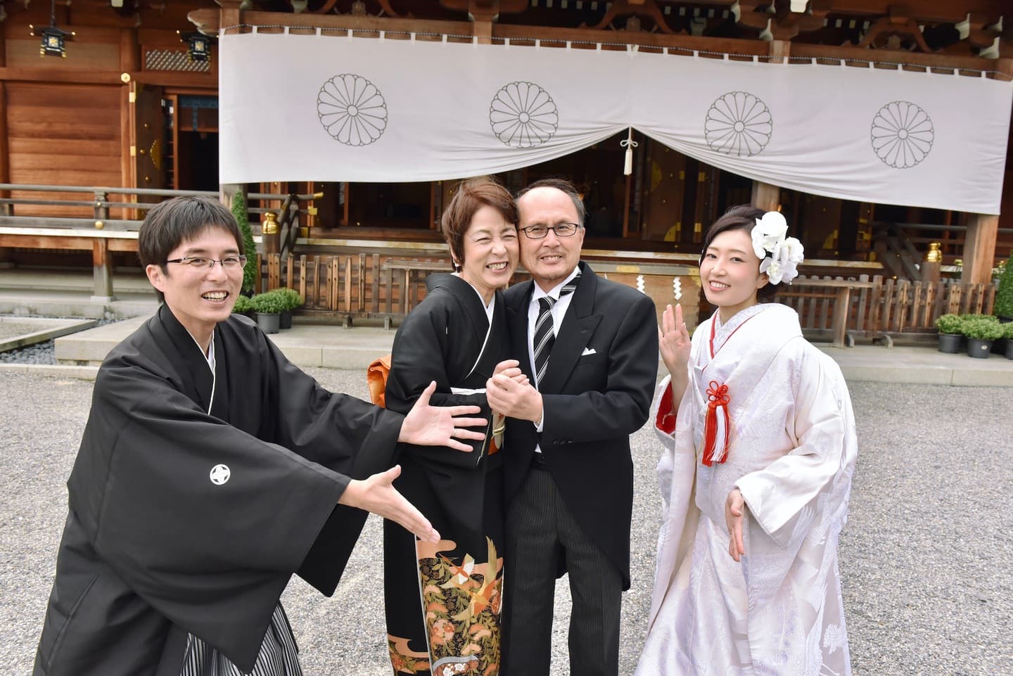 神社の結婚式で和装の花嫁