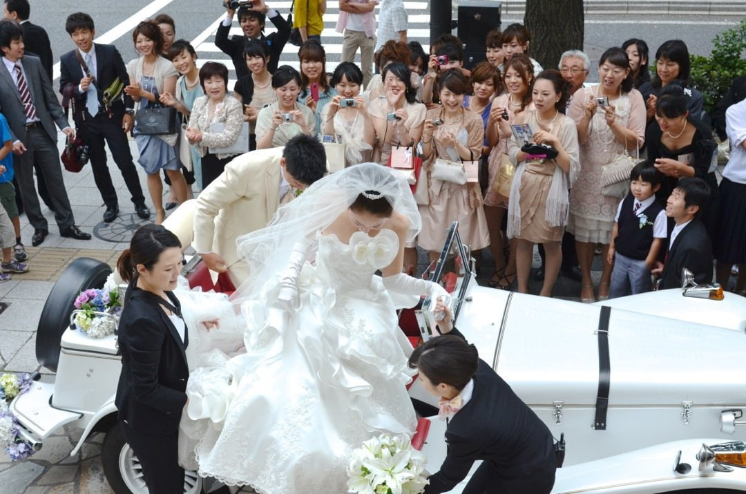 結婚式でドレスの花嫁